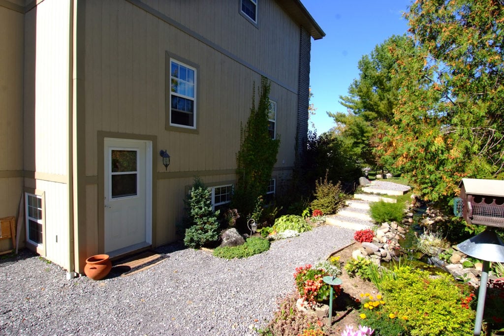 Bungalows vs. Ranch Style Homes West Ottawa Real Estate Bungalows vs. Ranch Style Homes West Ottawa Real Estate